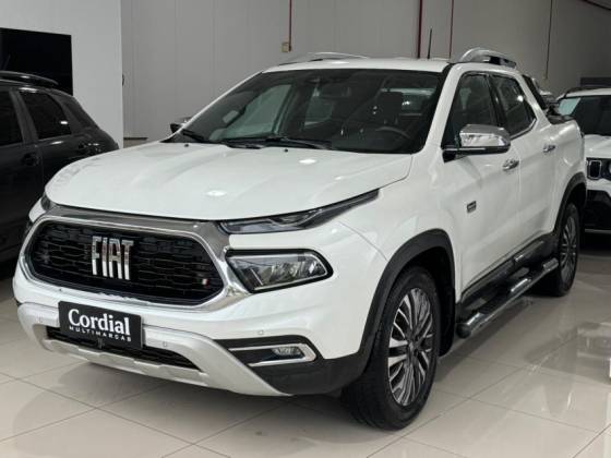 FIAT TORO 2.0 16V TURBO DIESEL RANCH 4WD AT9 FIAT TORO 2.0 16V TURBO DIESEL RANCH 4WD AT9